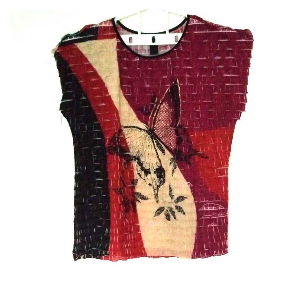 Woman's plus size blouse